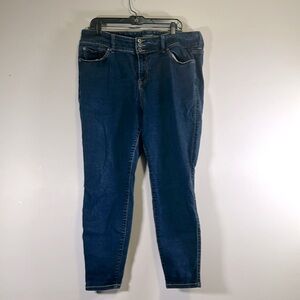 Torrid super soft denim jegging size 20 short